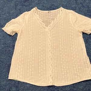 White Blouse. Delicately Decorated. S